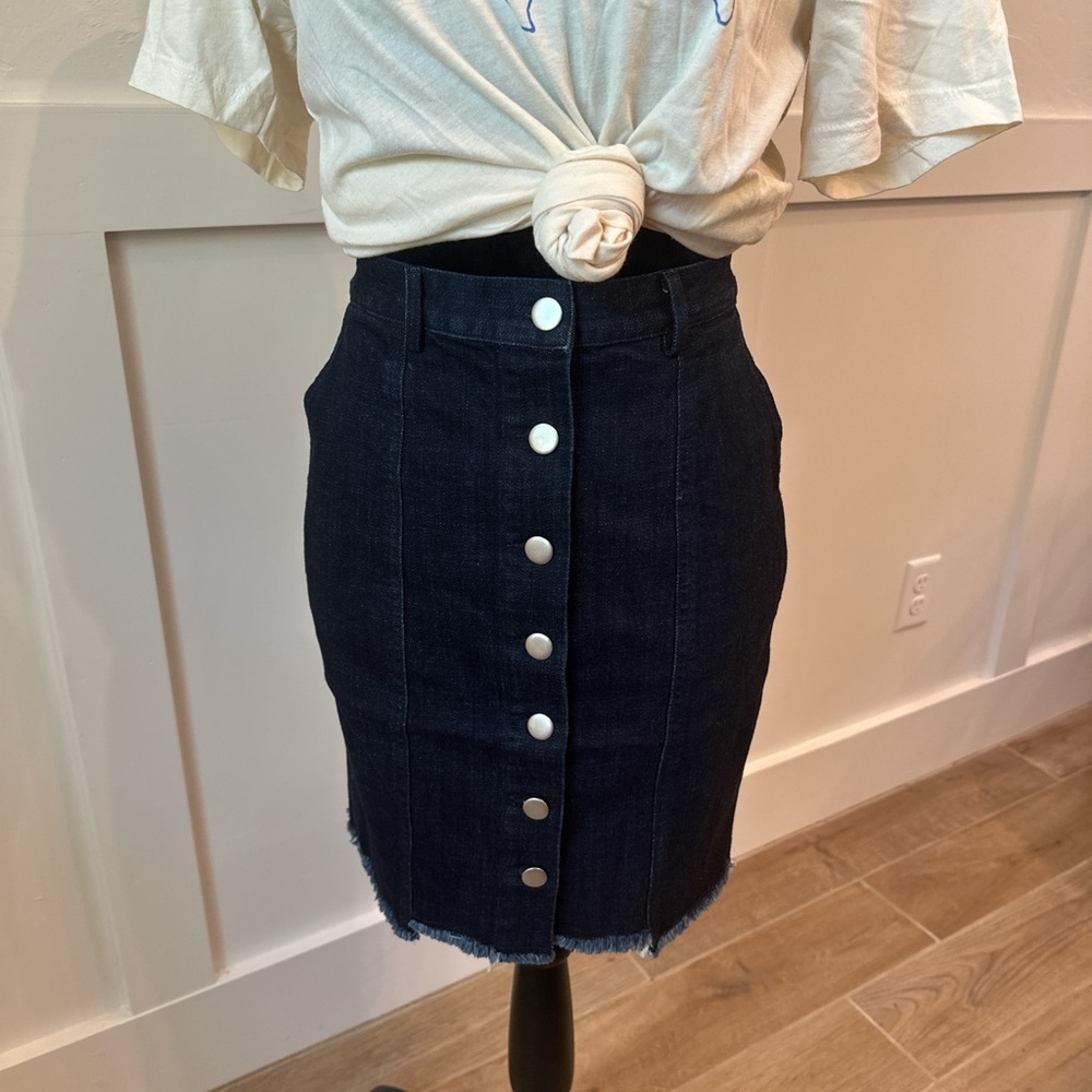 J.O.A. Blue Pencil Skirt Knee-Length Casual‎